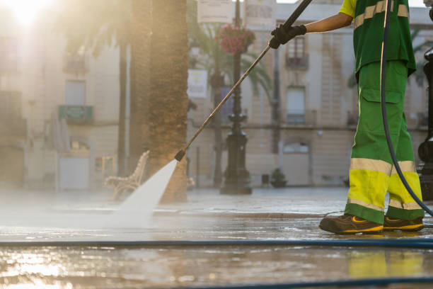 Best Gutter Cleaning  in Taft Heights, CA